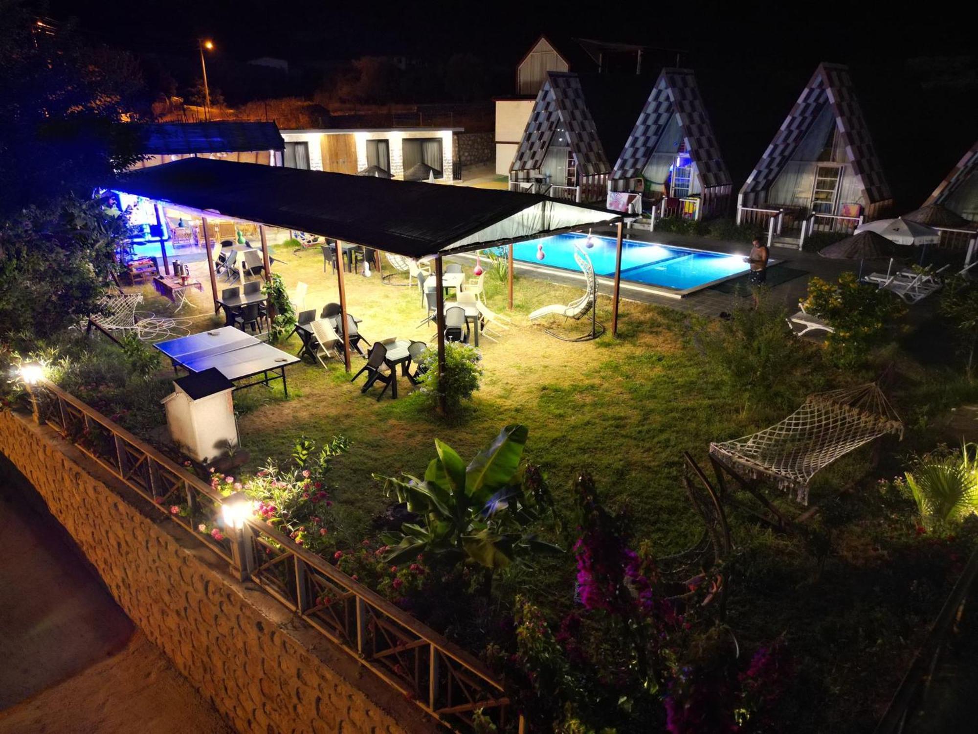דמרה Bu Bungalow Hotel מראה חיצוני תמונה