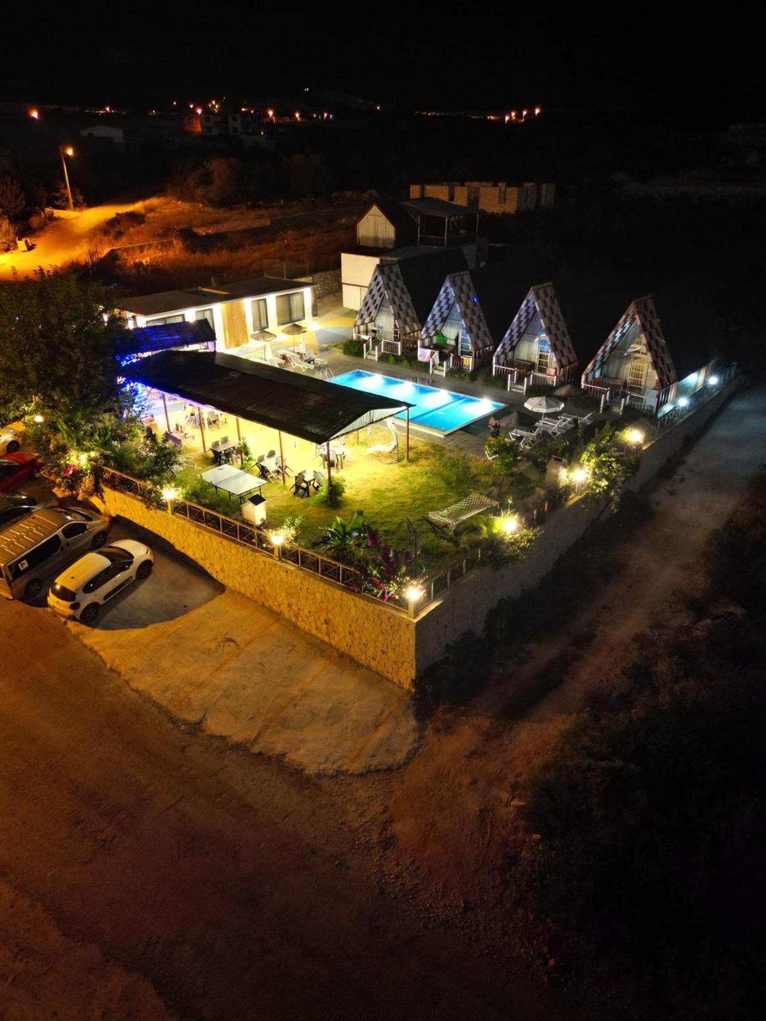 דמרה Bu Bungalow Hotel מראה חיצוני תמונה