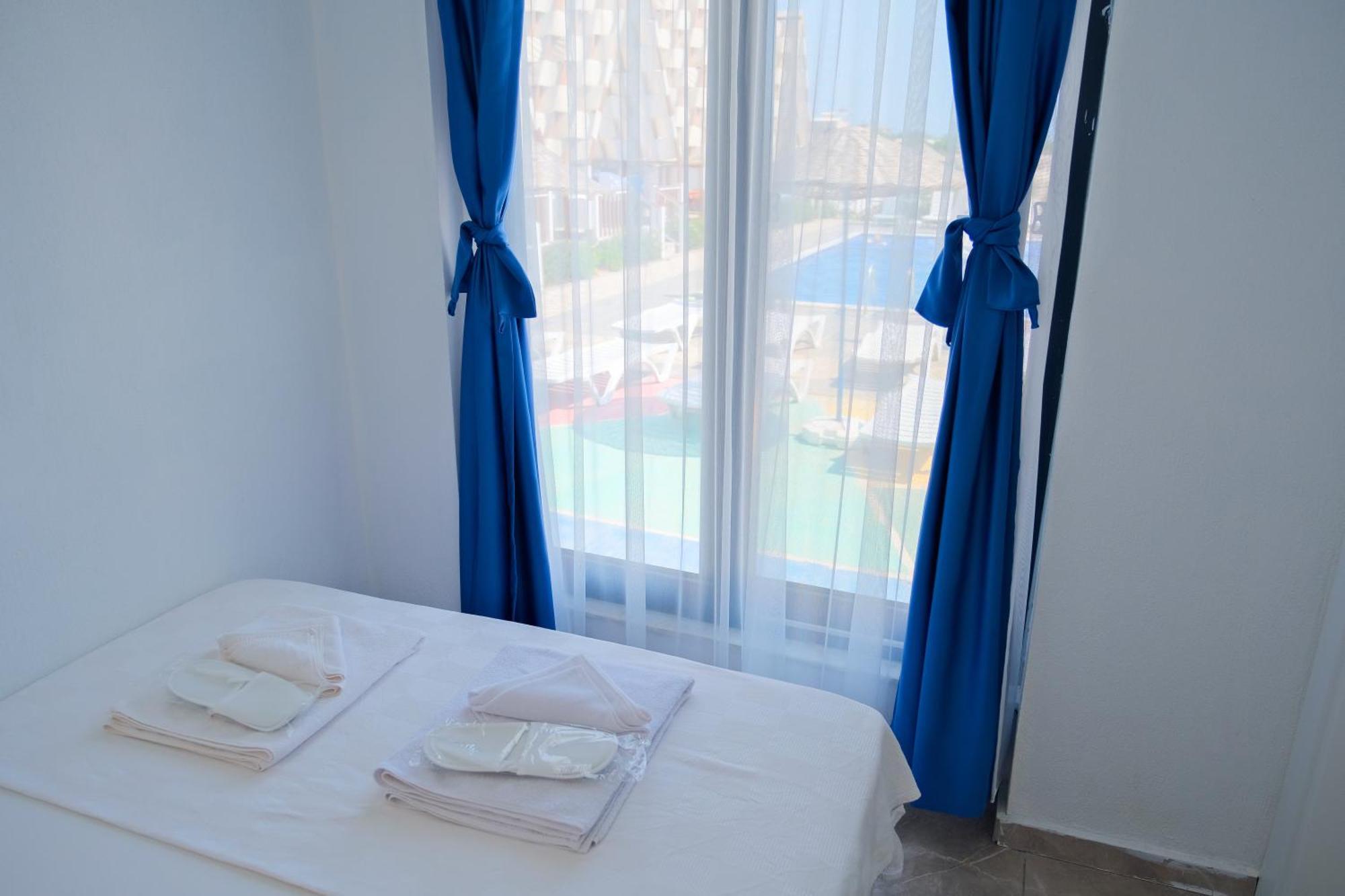דמרה Bu Bungalow Hotel מראה חיצוני תמונה